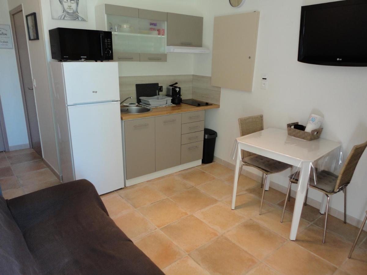 Apartamento Joli Dans Village Calme En Provence *