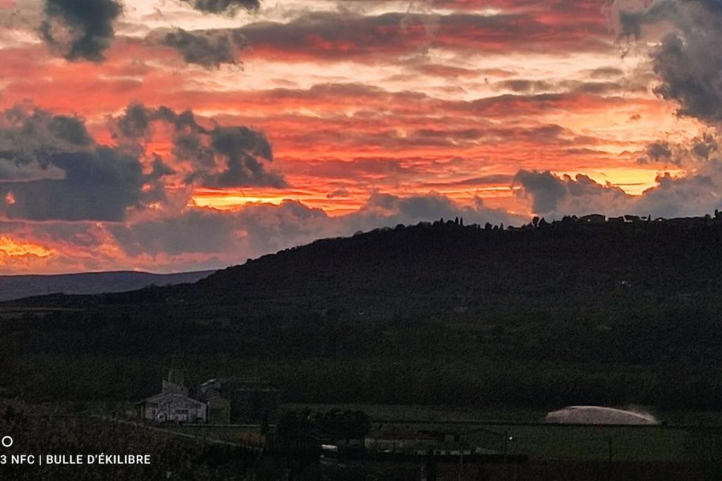 Joli Dans Village Calme En Provence